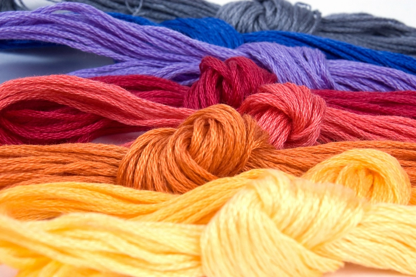 dyed textile fibres